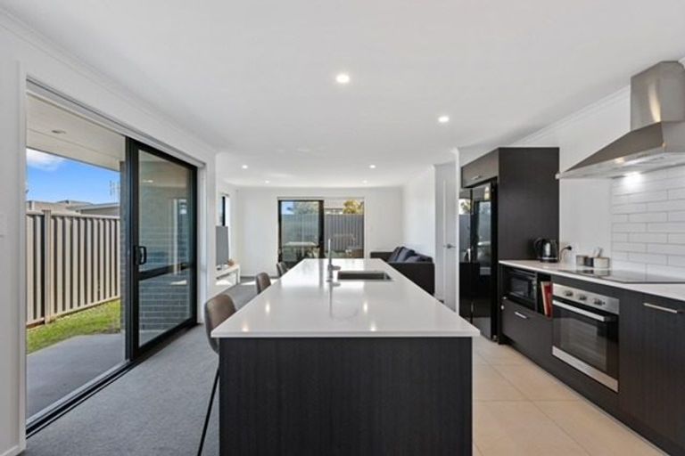 Photo of property in 18 Pioneer Crescent, Omokoroa, 3114