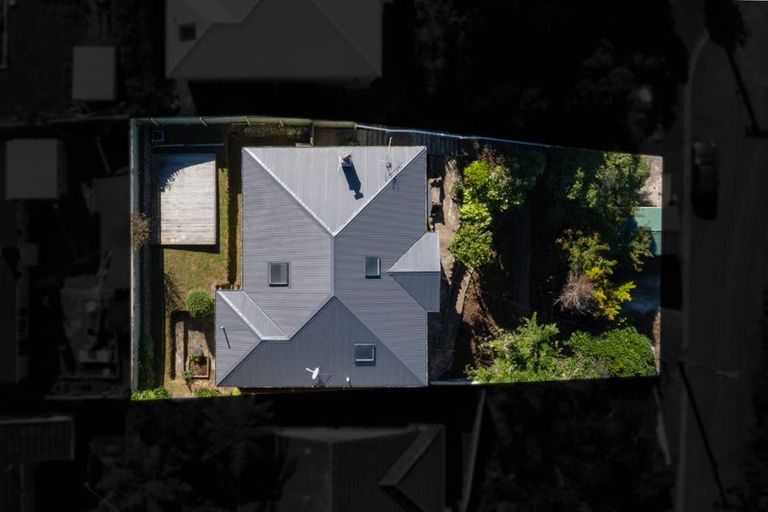 Photo of property in 9 Wavell Street, Karori, Wellington, 6012