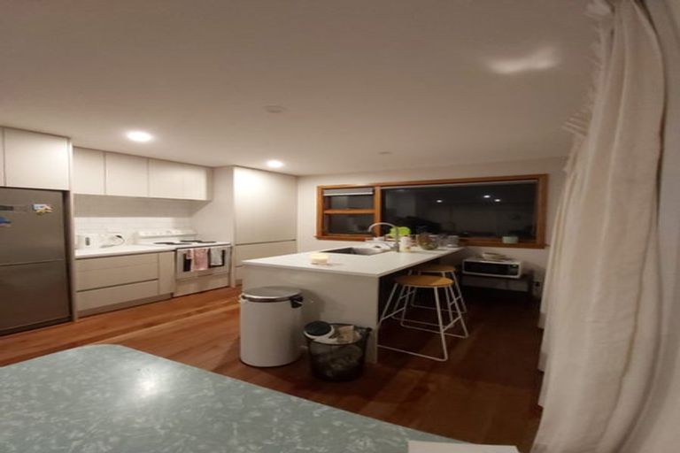 Photo of property in 2/118 Blighs Road, Strowan, Christchurch, 8052