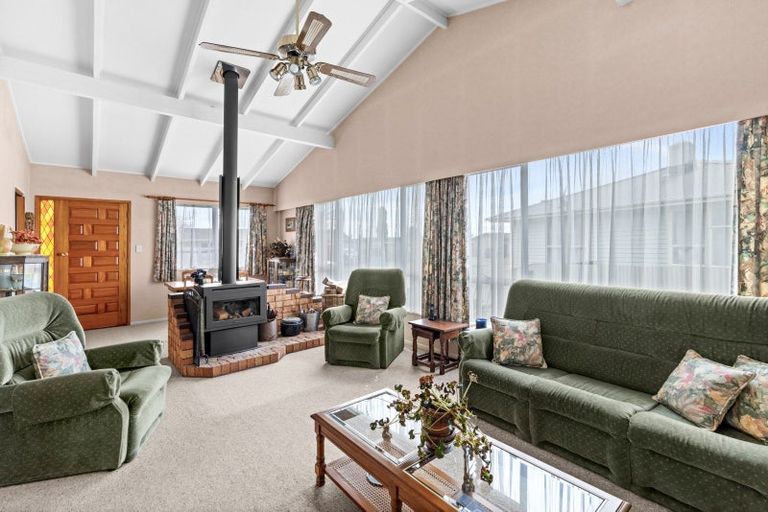 Photo of property in 35 Lyttelton Crescent, Tamatea, Napier, 4112