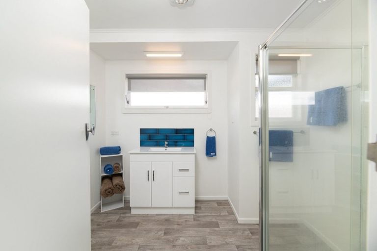 Photo of property in 383a Ngatai Road, Bellevue, Tauranga, 3110