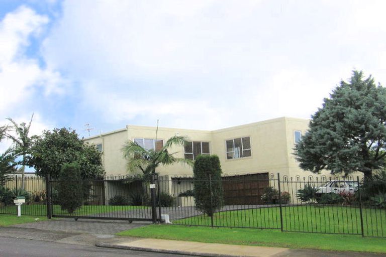 Photo of property in 3 Rachael Place, Farm Cove, Auckland, 2012