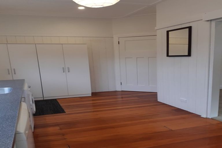 Photo of property in 44a Stone Street, Miramar, Wellington, 6022