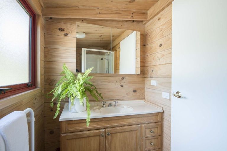 Photo of property in 18 Ralphine Way, Maitai, Nelson, 7010