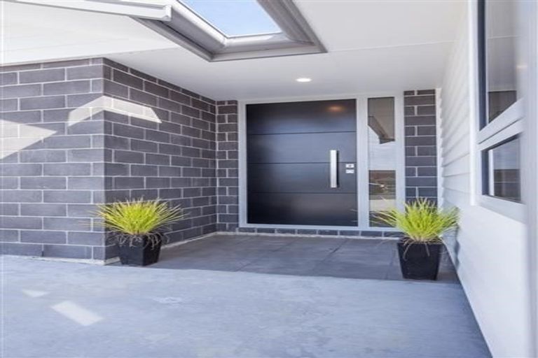 Photo of property in 61 Cyrus Street, Whalers Gate, New Plymouth, 4310