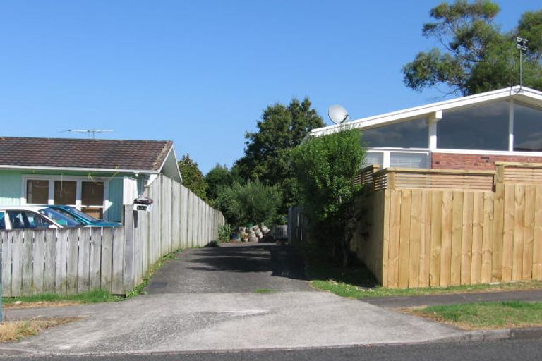 Photo of property in 13a Cutler Street, New Lynn, Auckland, 0600