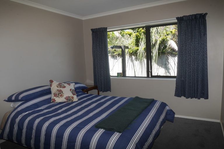 Photo of property in 121 Weggery Drive, Waikanae Beach, Waikanae, 5036