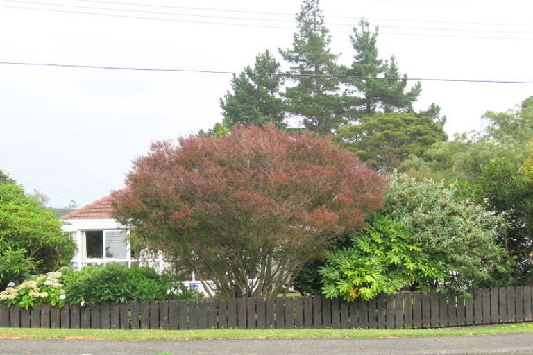 Photo of property in 5 Pokaka Street, Birchville, Upper Hutt, 5018