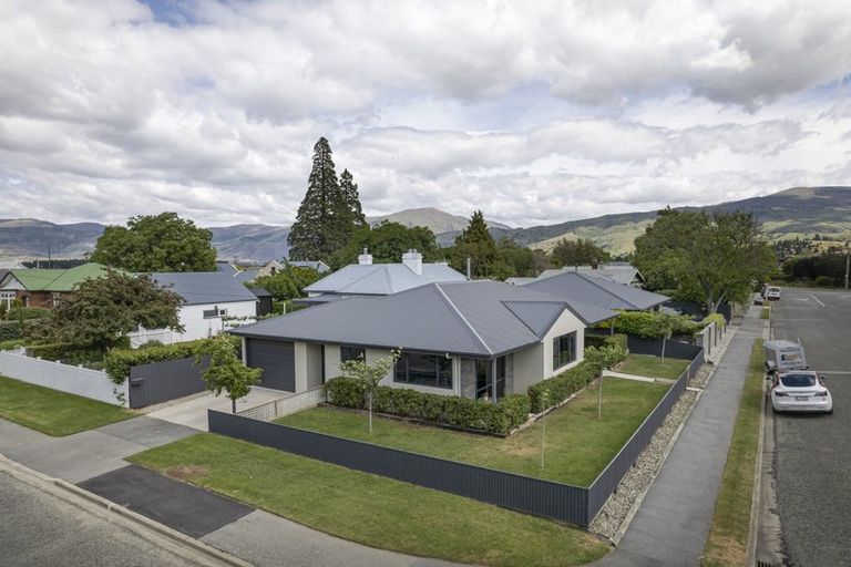 Photo of property in 1 Sligo Street, Cromwell, 9310