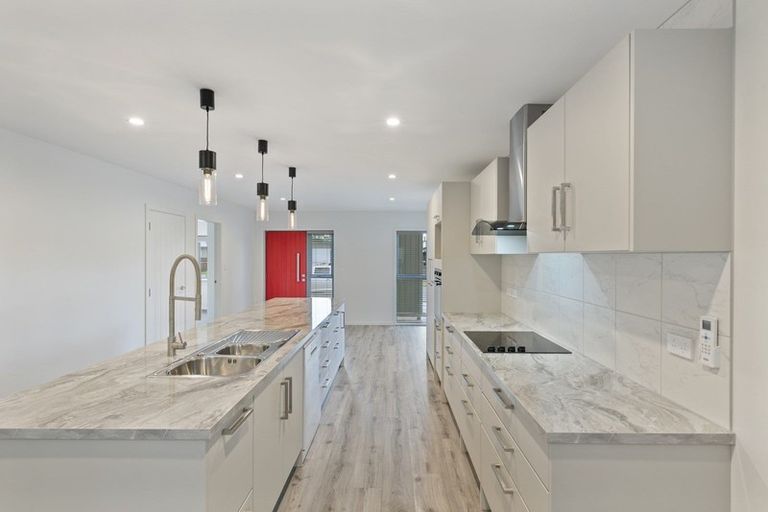 Photo of property in 1 Tainui Street, Levin, 5510