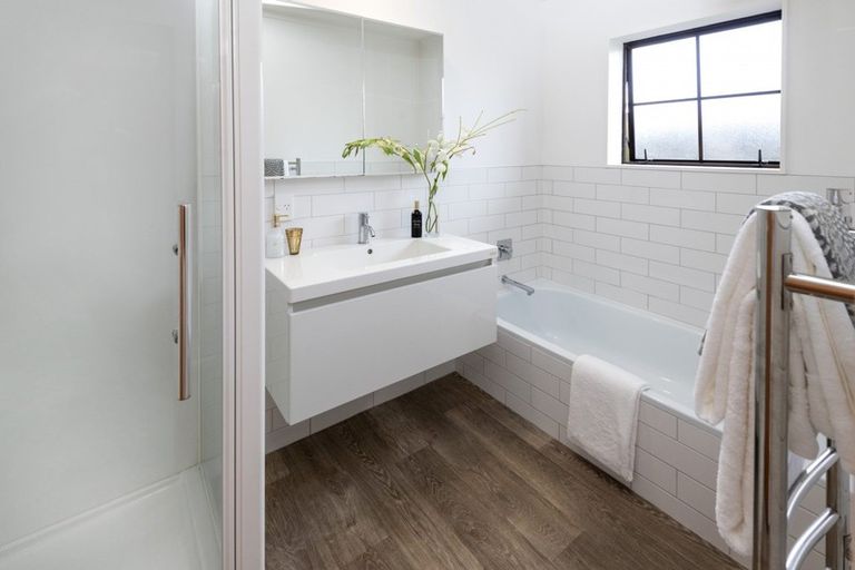 Photo of property in 1/50 Wellington Street, Howick, Auckland, 2014