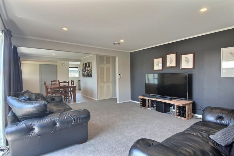 Photo of property in 52 Robinson Crescent, Tamatea, Napier, 4112