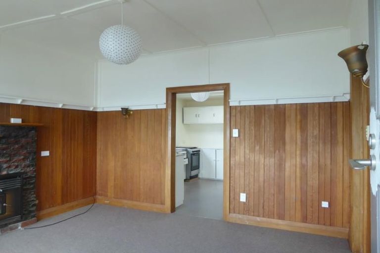 Photo of property in 168 Breaker Bay Road, Breaker Bay, Wellington, 6022