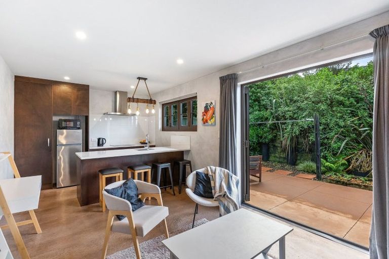 Photo of property in 157 Point View Drive, East Tamaki Heights, Auckland, 2016