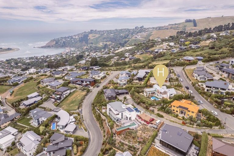Photo of property in 4 Melleray Place, Redcliffs, Christchurch, 8081