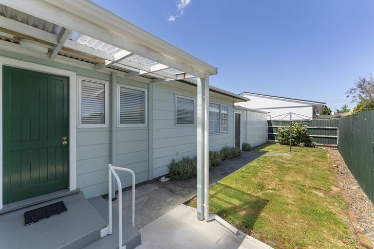 Photo of property in 8a Tasman Street, Levin, 5510