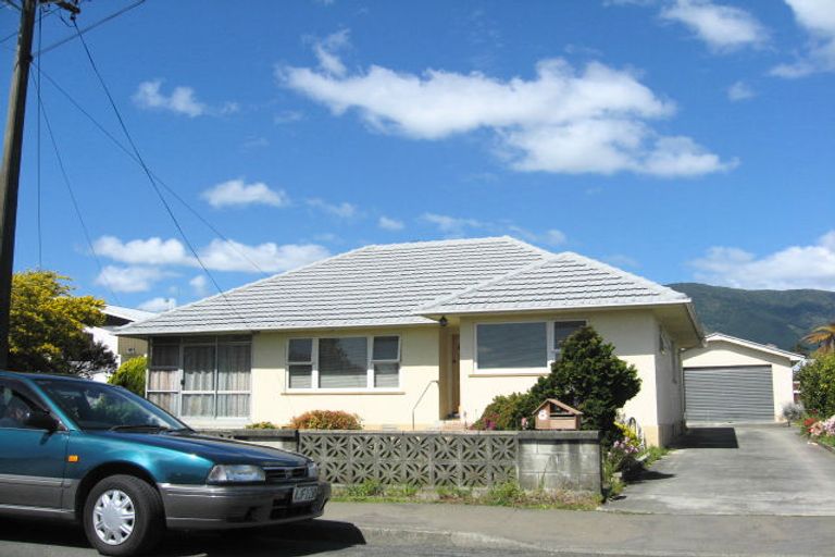 Photo of property in 8 Buxton Street, Stoke, Nelson, 7011