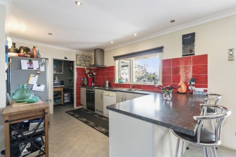 Photo of property in 96 Waerenga Road, Otaki, 5512