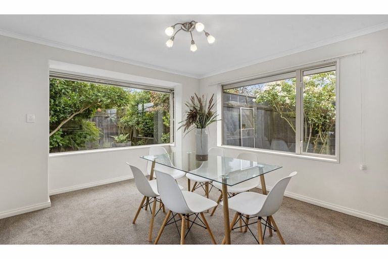 Photo of property in 32 Eaglesome Avenue, Aidanfield, Christchurch, 8025