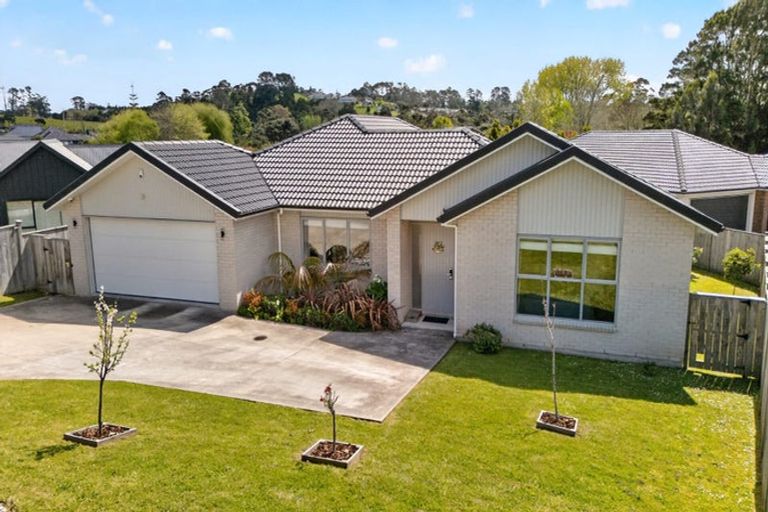 Photo of property in 41 Pukemarino Road, Waimauku, 0812