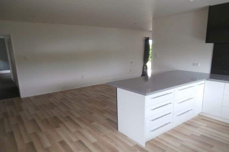 Photo of property in 3 Lonsdale Street, New Brighton, Christchurch, 8083