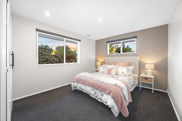 Photo of property in 2/80 Perry Street, Papanui, Christchurch, 8053