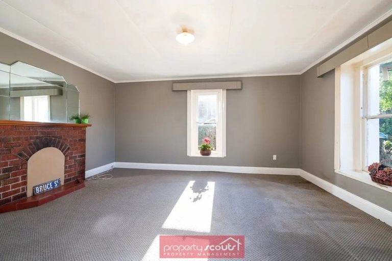 Photo of property in 2 Bruce Street, Roslyn, Dunedin, 9011