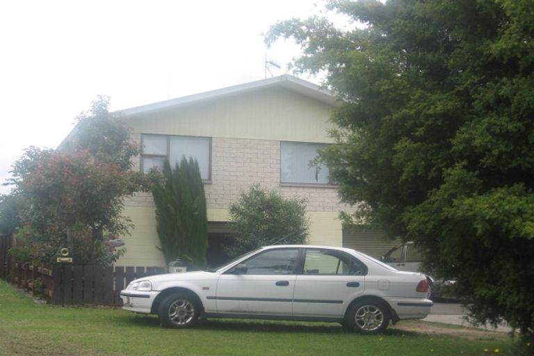 Photo of property in 15 Beatty Avenue, Te Puke, 3119