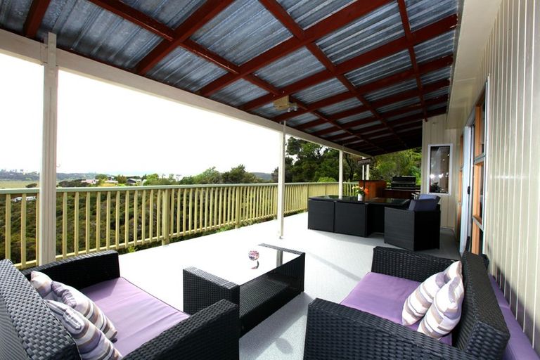 Photo of property in 6 Causeway Road, Haruru, 0204