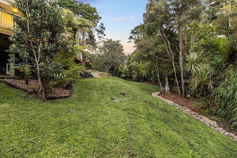 Photo of property in 103 Takahe Road, Titirangi, Auckland, 0604