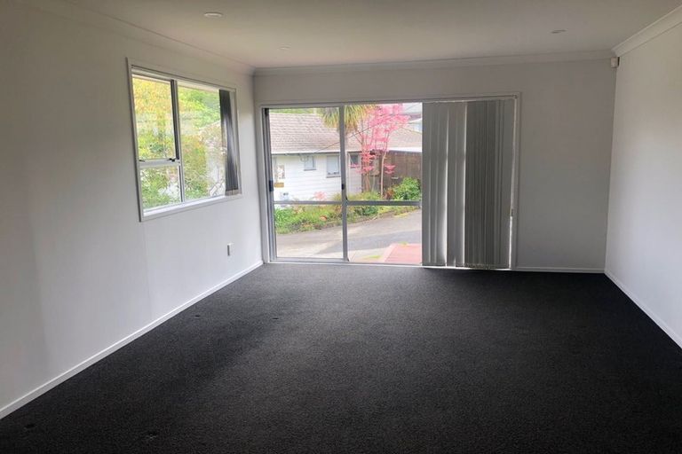 Photo of property in 136 Waimumu Road, Massey, Auckland, 0614