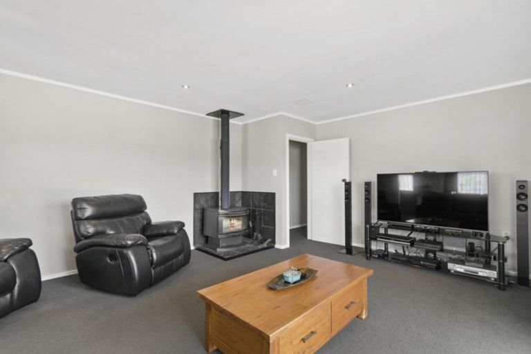 Photo of property in 48 Castlerea Street, Wainuiomata, Lower Hutt, 5014
