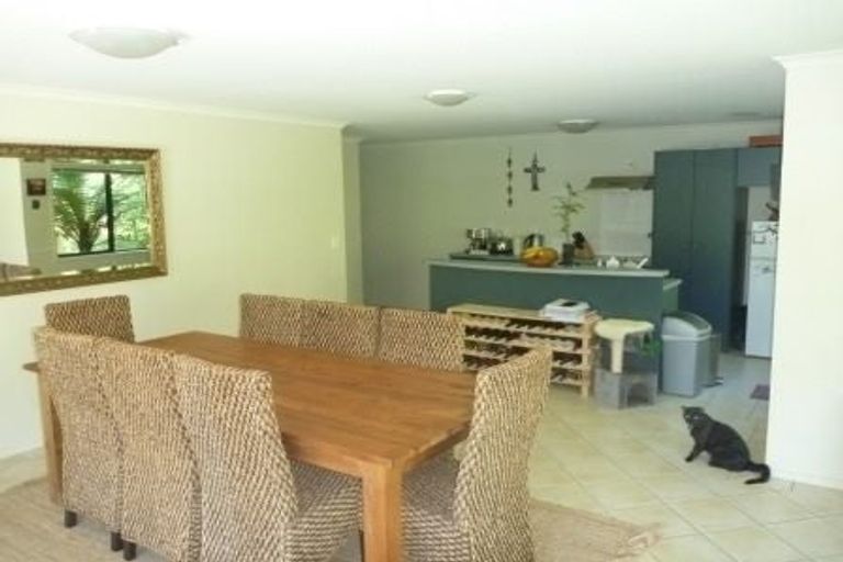 Photo of property in 22 Catrina Avenue, Birkenhead, Auckland, 0626