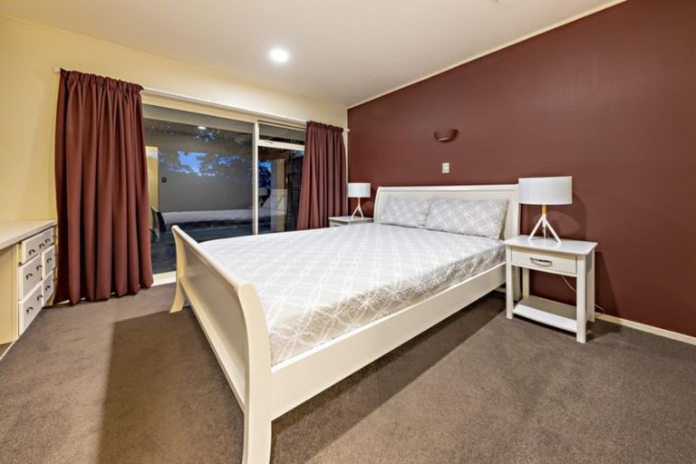 Photo of property in 65 Harry Dreadon Road, Opaheke, Papakura, 2584