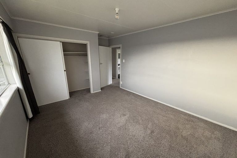 Photo of property in 40 Cumberland Street, Merrilands, New Plymouth, 4312