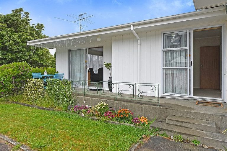 Photo of property in 5 Denver Grove, Totara Park, Upper Hutt, 5018