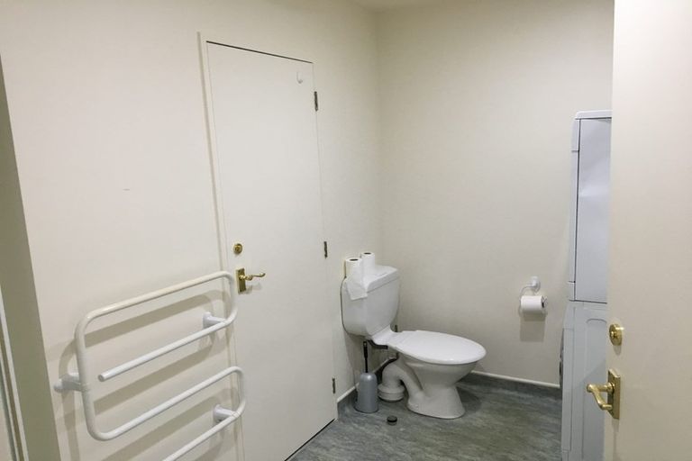 Photo of property in Courtenay Apartments, 602/120 Courtenay Place, Te Aro, Wellington, 6011