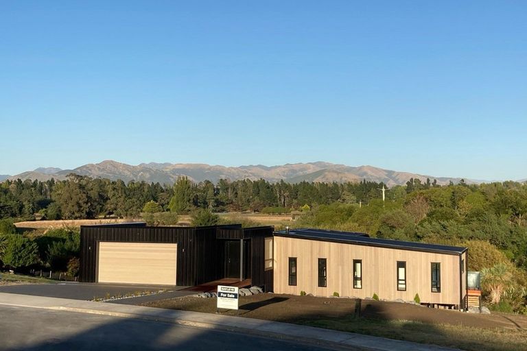 Photo of property in 9 Clemett Court, Kaikoura Flat, Kaikoura, 7371