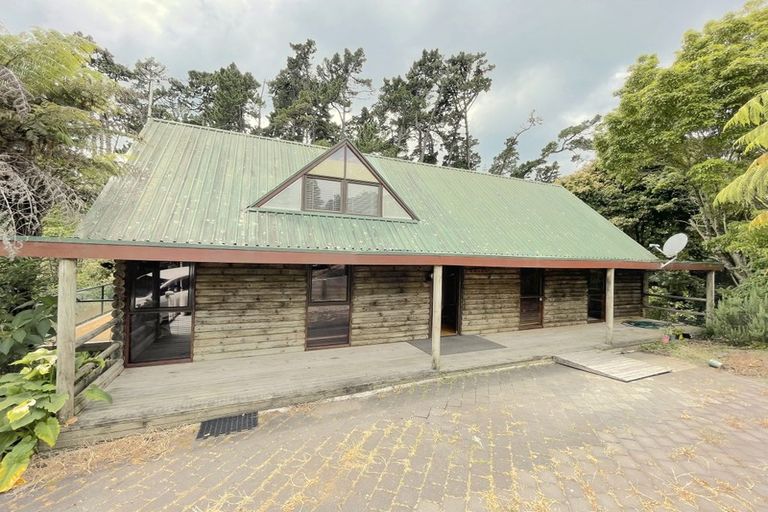 Photo of property in 20 Montressor Place, Howick, Auckland, 2014