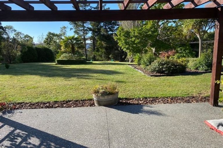 Photo of property in 201a Katherine Mansfield Drive, Whitemans Valley, Upper Hutt, 5371