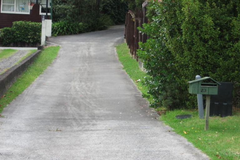 Photo of property in 23 Castleford Street, Green Bay, Auckland, 0604