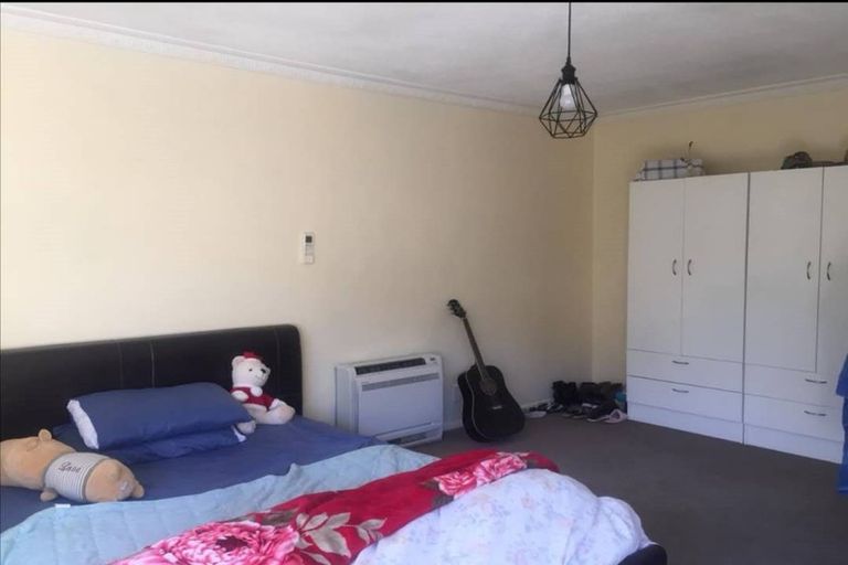 Photo of property in 19 Solway Avenue, Ilam, Christchurch, 8041