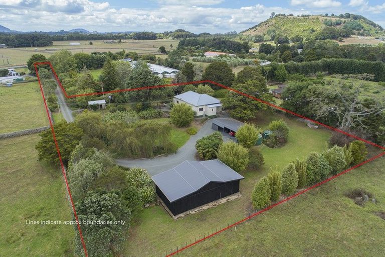 Photo of property in 239 Tangihua Road, Maungakaramea, Whangarei, 0178