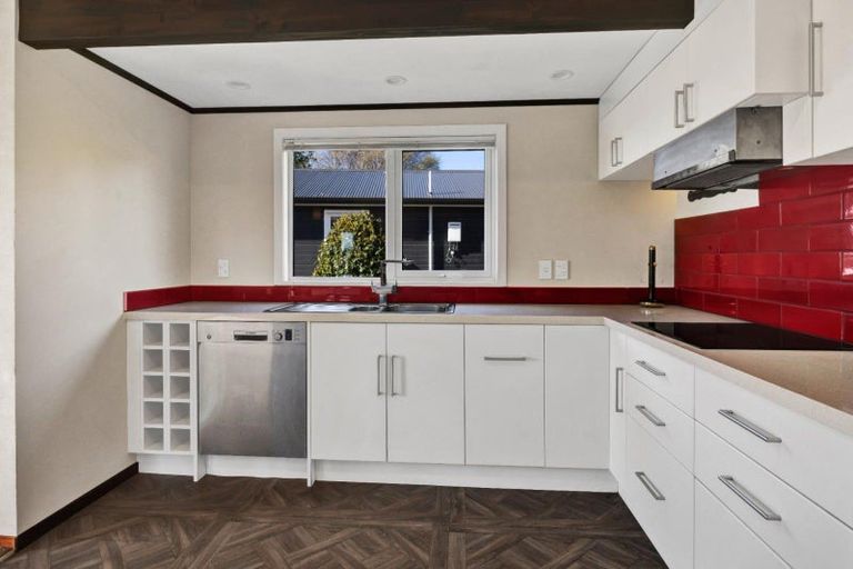 Photo of property in 54 Ketemarae Road, Normanby, Hawera, 4614