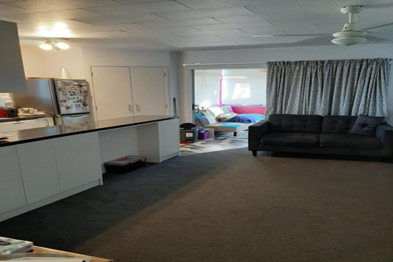 Photo of property in 5 Neptune Place, Waimairi Beach, Christchurch, 8083