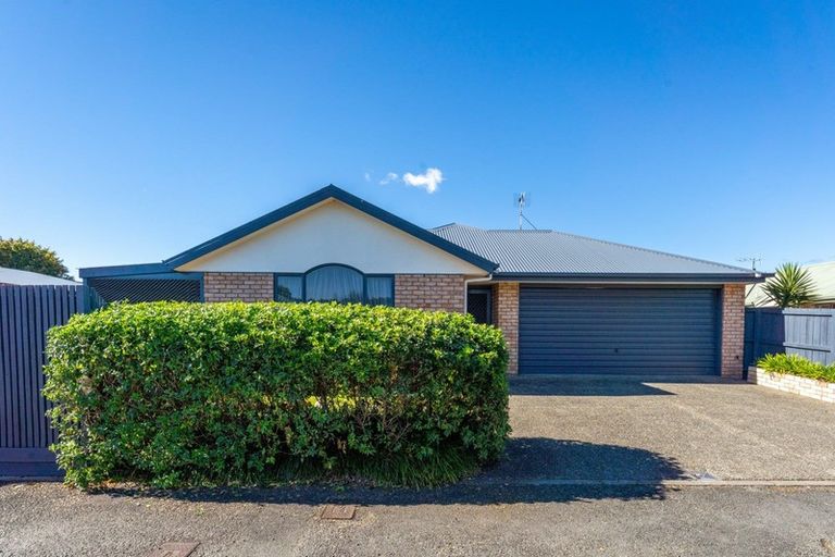 Photo of property in 28 Allport Place, Stoke, Nelson, 7011