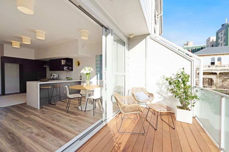 Photo of property in 244 Victoria Street, Te Aro, Wellington, 6011