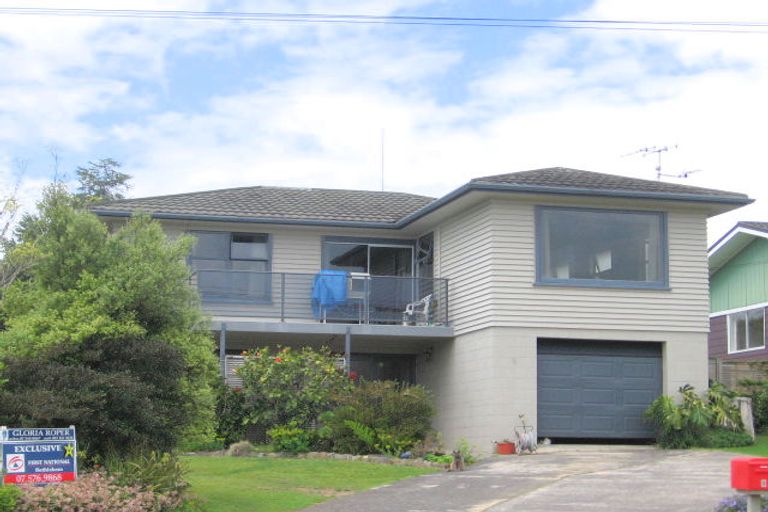 Photo of property in 9 Hamurana Road, Omokoroa, 3114