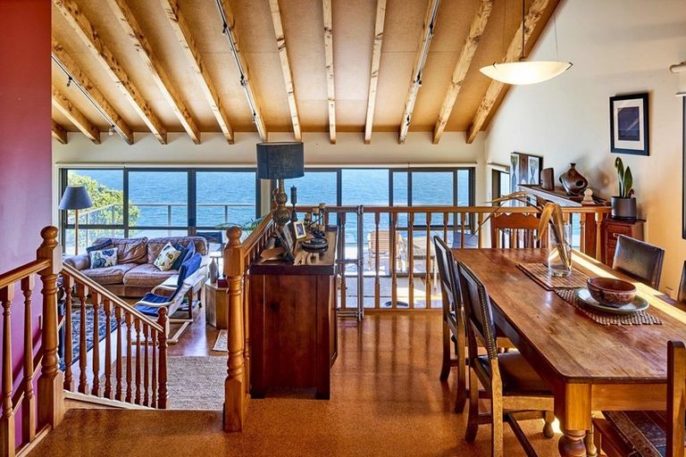 Photo of property in 9 Ogilvy Terrace, Plimmerton, Porirua, 5026