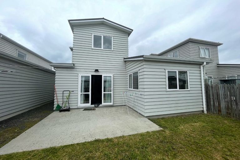 Photo of property in 25 Divide Loop, Takanini, 2112